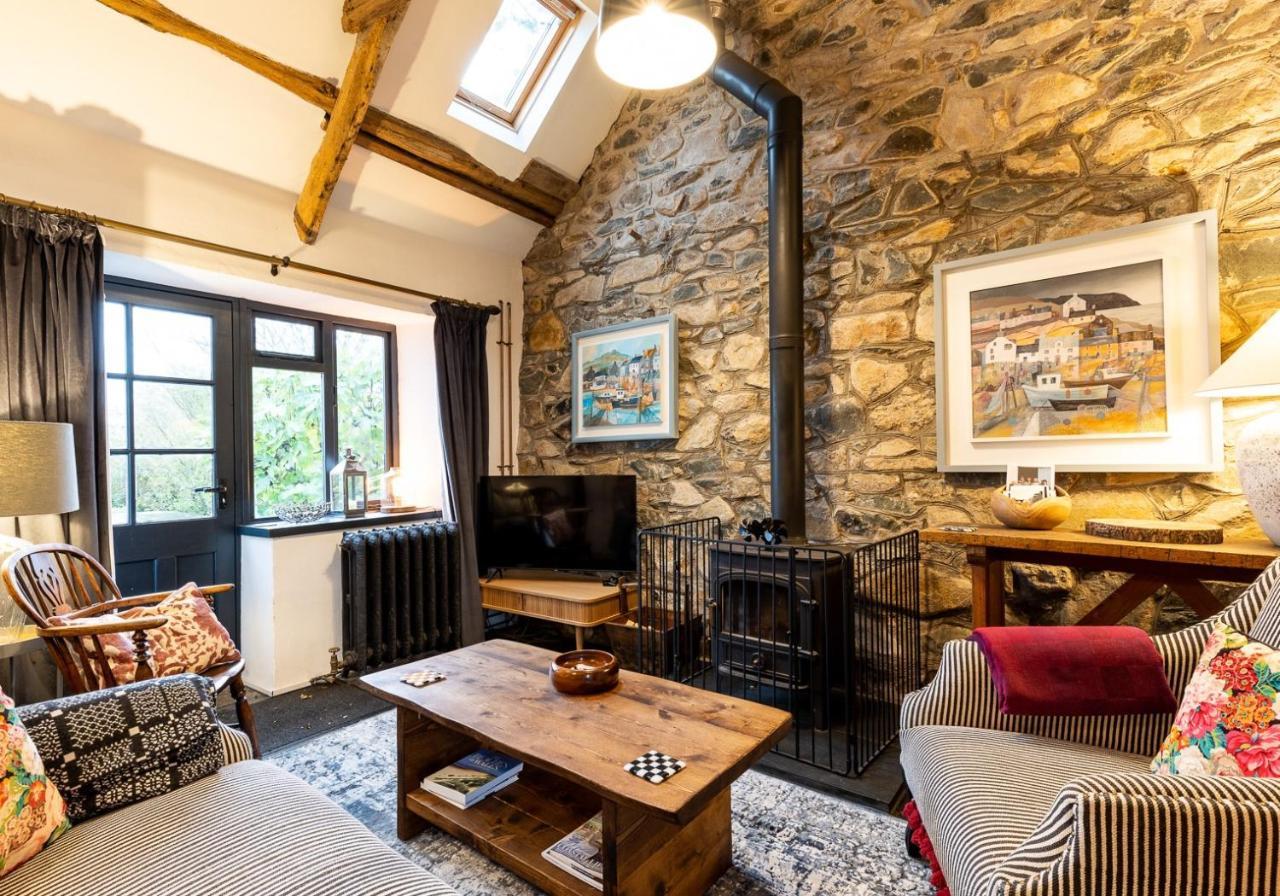 Bwthyn Capten - A Charming Cottage For Up To 6 Newport  Dış mekan fotoğraf