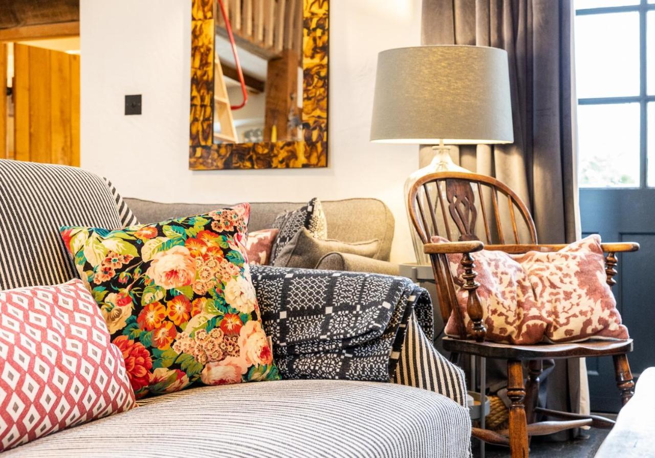 Bwthyn Capten - A Charming Cottage For Up To 6 Newport  Dış mekan fotoğraf